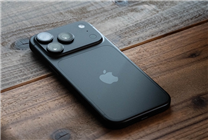 iPhone 18 Pro 首发日：黄牛利润缩水，顶配溢价比去年少一半